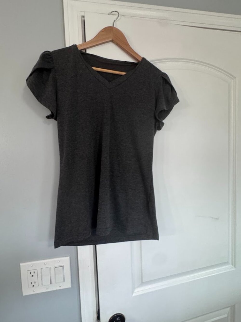 Charcoal V-Neck Flutter Sleeve Top โ Medium